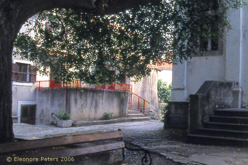 Kirchplatz in Beli