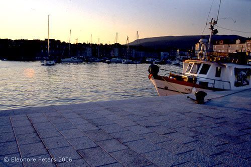 Boot im Hafen von Cres