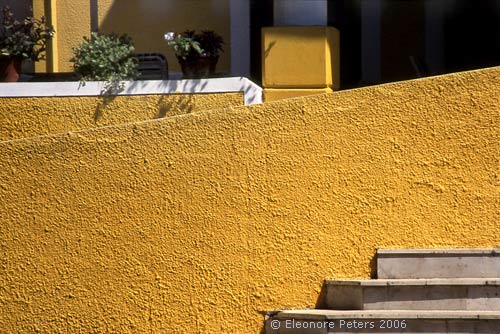 gelbe Hauswand