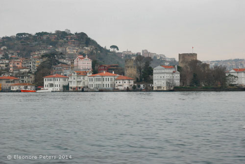Festung am Bosporus-Ufer