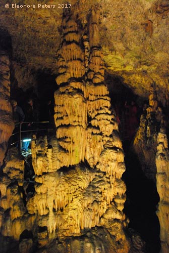 in der Tropfsteinhöhle Biserujka
