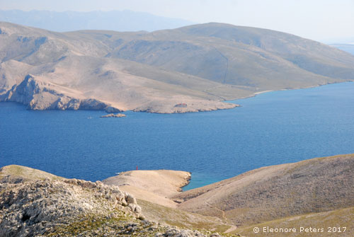 Krk Berg Bratinac mit Blick auf Klosterinsel