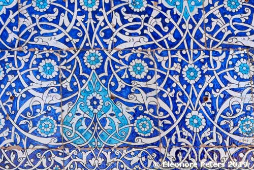 Kacheldetails in der Sommermoschee