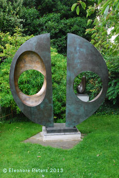 Skulptur von Barbara Hepworth