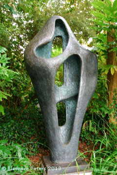 Skulptur von Barbara Hepworth