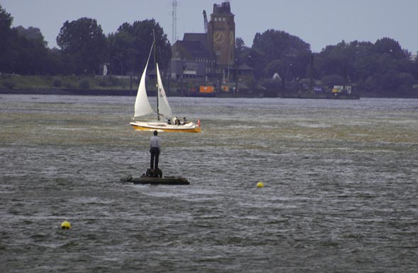 Elbe, Segelboot