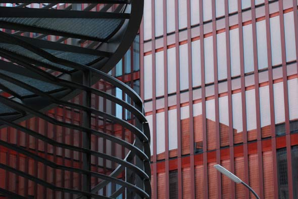 Speicherstadt Hamburg mit Neubau gegenüber