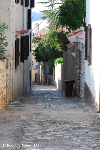 Steile Gasse in Mali Losinj
