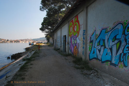 Altes marodes Hafengelände mit Graffitys