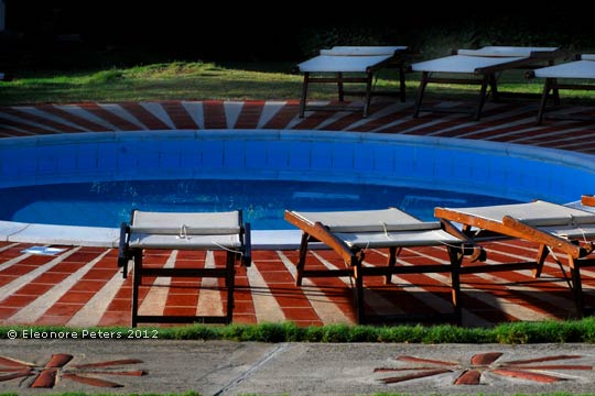 Hotelgarten und Pool