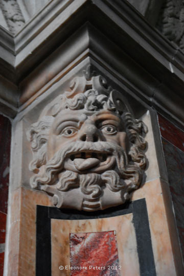 Säulendetail im Dom von Cagliari
