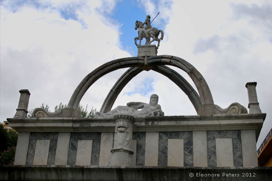 romanischer Brunnen