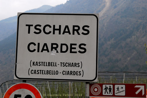 Ortsschild Tschars