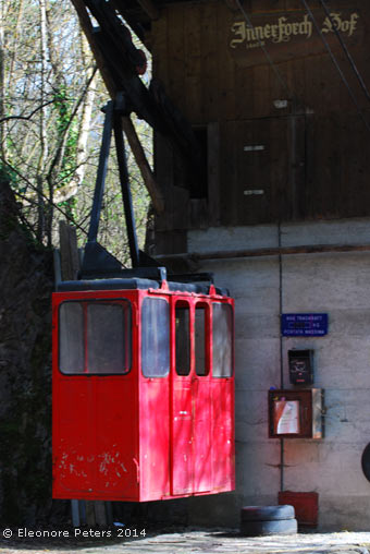ausgedienste Kabine eines Transportlifts